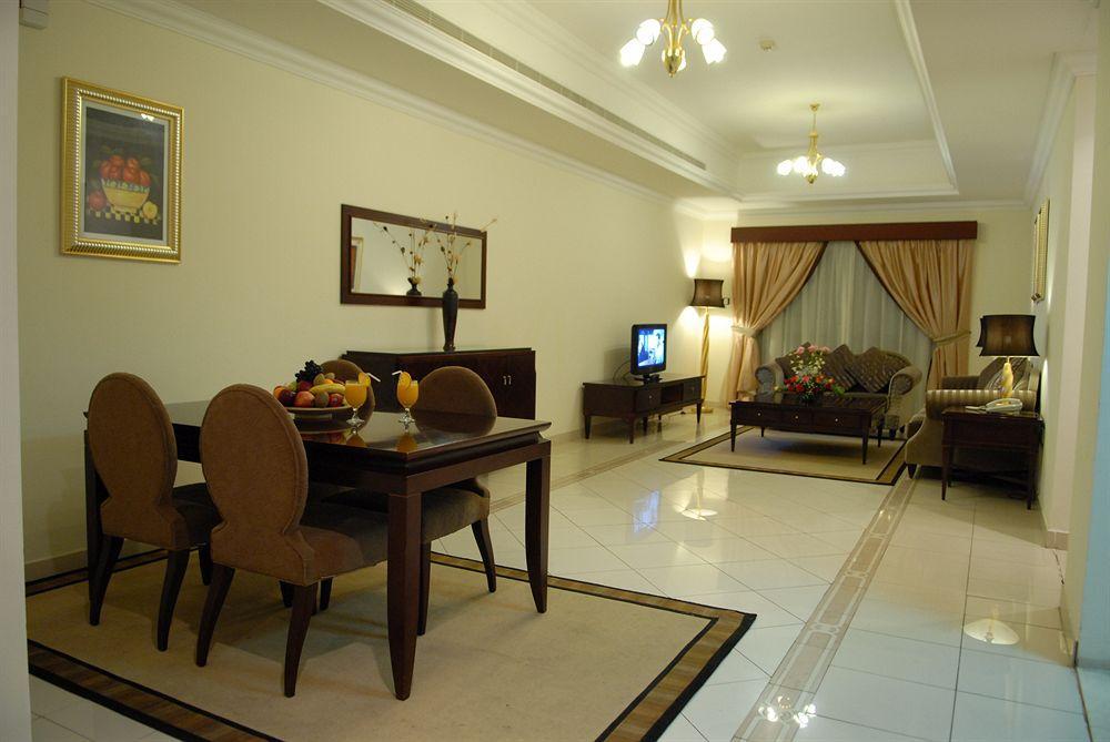 Al Manar Hotel Apartments Dubái Exterior foto